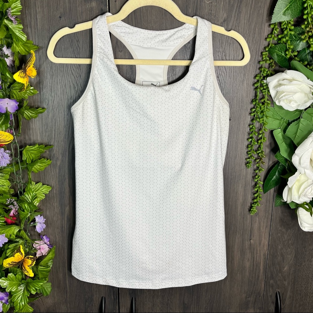 .^🌼3/$30🌼Vintage PUMA White Printed Athletic Racerback Top Size XL